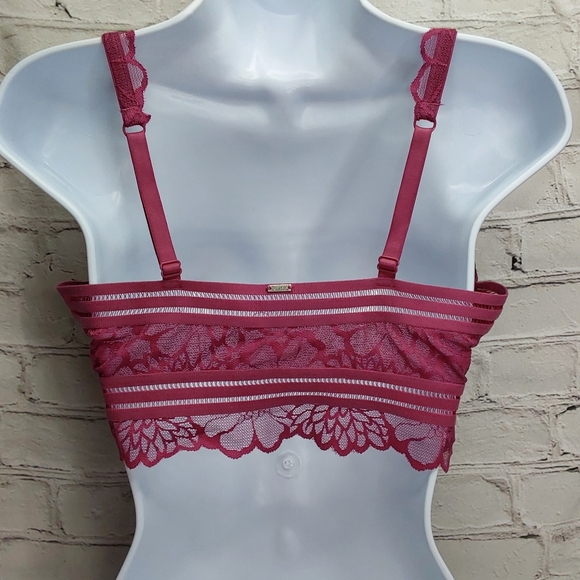 VICTORIA'S SECRET 'PINK' LACE PLUNGE FRONT FOAM CUP FULL~COVERAGE BRA/ BRALETT - Picture 15 of 16